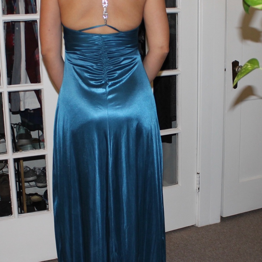 Dress - Picture 2 of 2